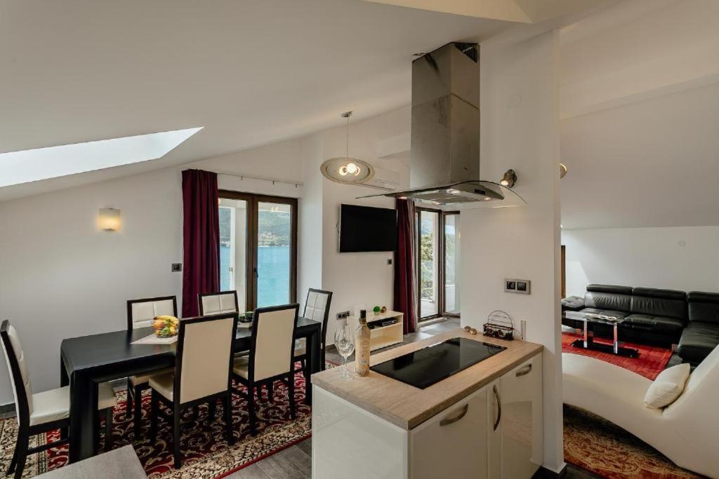 Apartments Joy Χέρτσεγκ Νόβι Εξωτερικό φωτογραφία