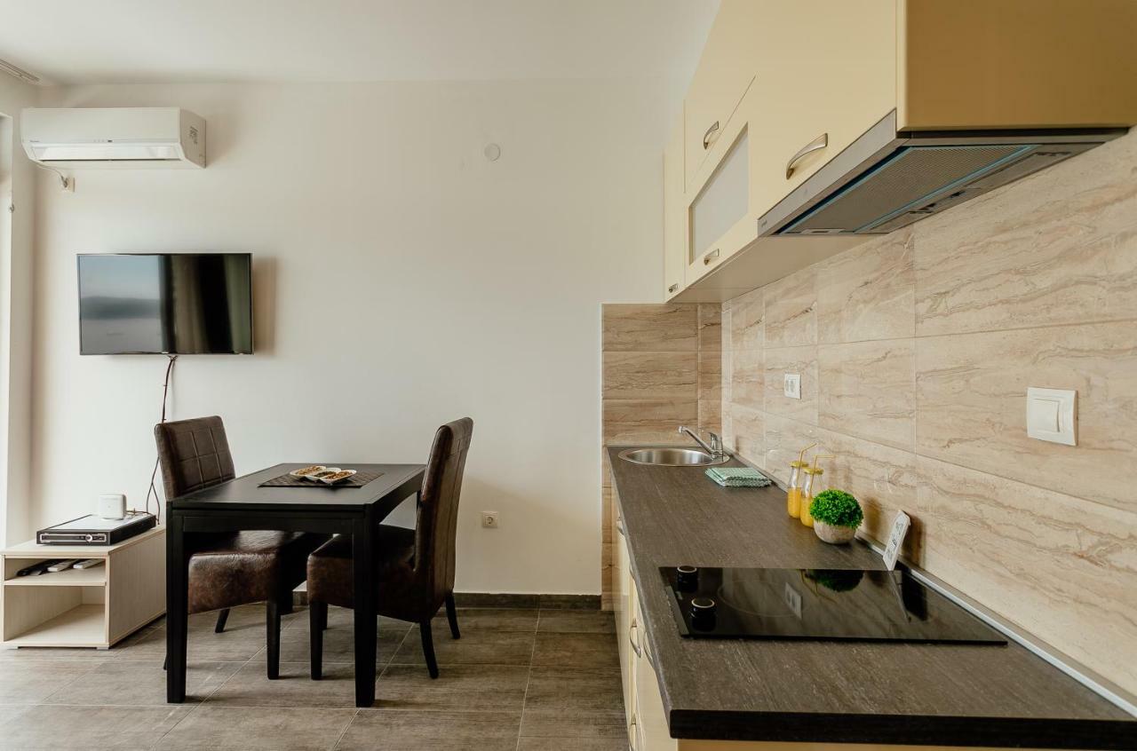Apartments Joy Χέρτσεγκ Νόβι Εξωτερικό φωτογραφία